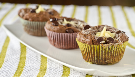 Cadbury-Cream-Egg-Cupcakes-12 Cadbury-Cream-Egg-Cupcakes-12