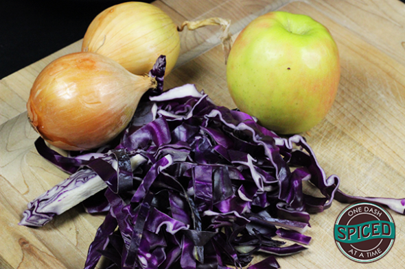 Tasty Braised Red Cabbage with Apple--click for recipe from Spicedblog.com