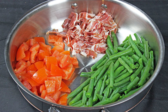 Green Beans + Tomatoes + Pancetta = Delicious (and easy!) Side Dish. Click for recipe from Spiced!