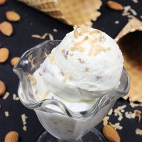 Roasted Almond Coconut Ice Cream #almond #coconut