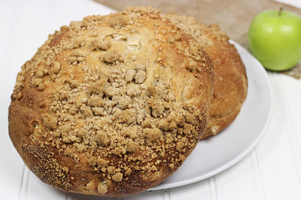Apple Harvest Bread: PERFECT for toast or Autumn-themed sandwiches!
