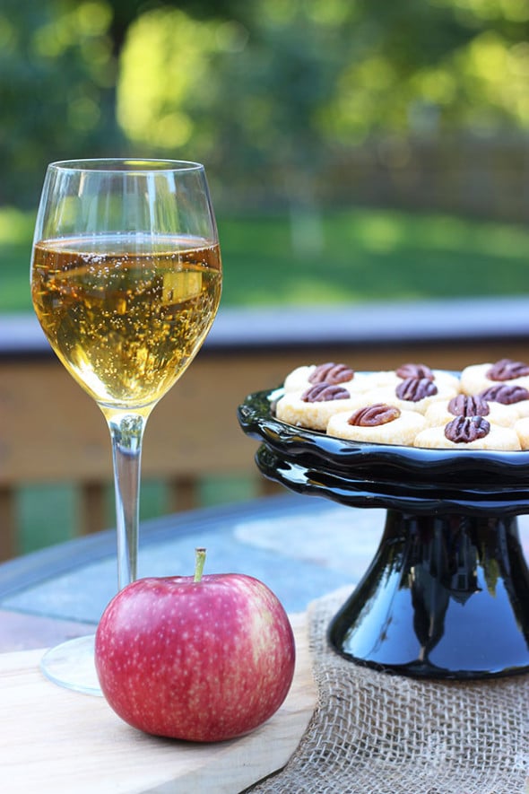 Autumn Cocktail Party Idea: Stella Artois Cidre & Spicy Cheese Wafers