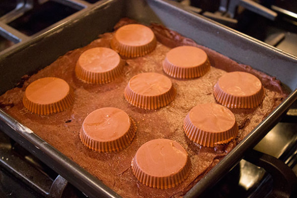 Easy Peanut Butter Cup Brownies