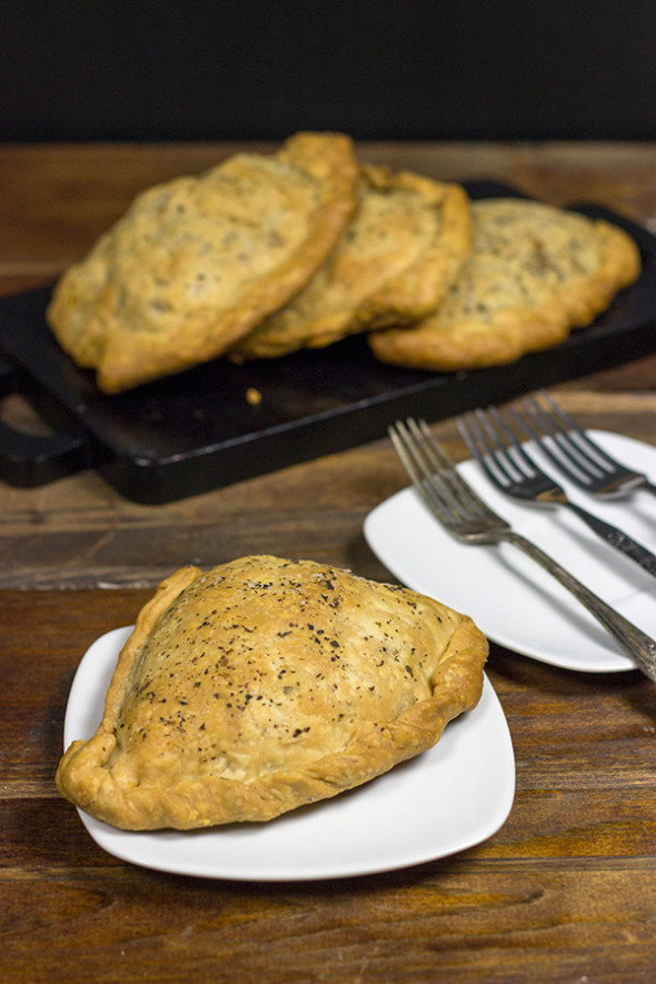 Hearty Meat Pie with Ground Beef and Potatoes O'Brien #OreIdaHashbrn #shop