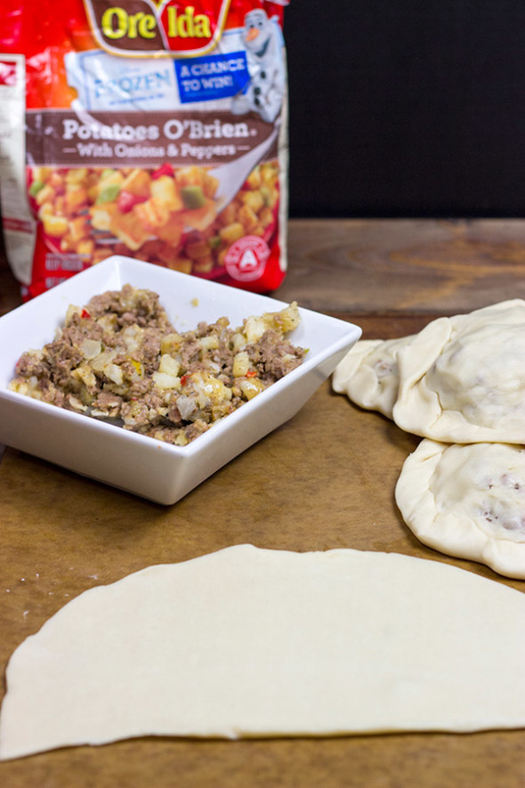 Hearty Meat Pie with Ground Beef and Potatoes O'Brien #OreIdaHashbrn #shop