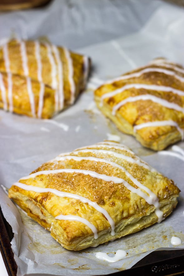 Easy Breakfast Turnovers (with cherry or apple filling) | Spicedblog.com