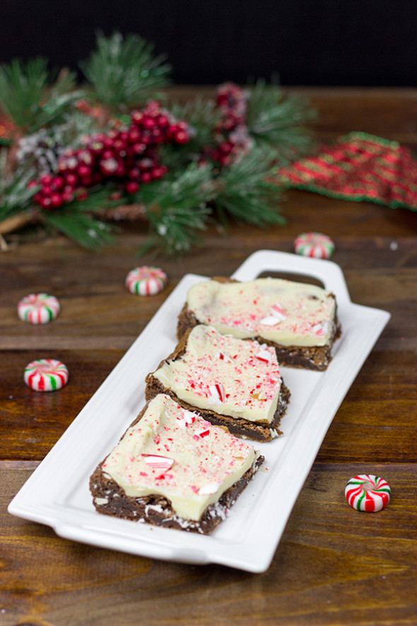 White Chocolate Peppermint Bark Brownie Bars #HolidayAdvantEdge #shop