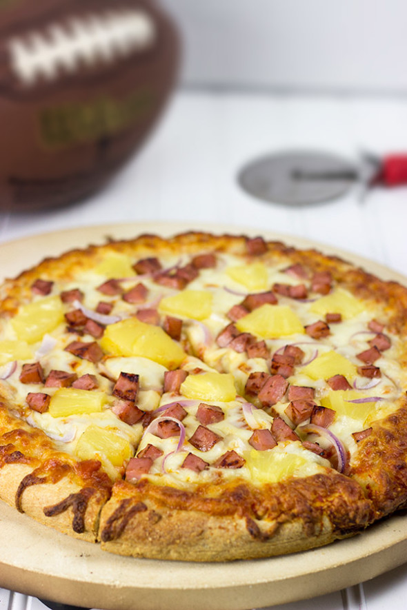 Easy Hawaiian Pizza using DiGiorno #GameTimeGoodies, #shop, #cbias