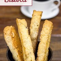 American-style Hazelnut Biscotti: the perfect treat with your cup of coffee!