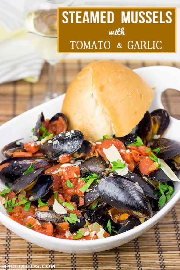 Steamed Mussels with Tomato and Garlic