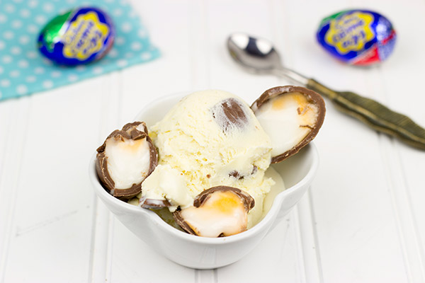 Cadbury Creme Egg Ice Cream | Spicedblog.com
