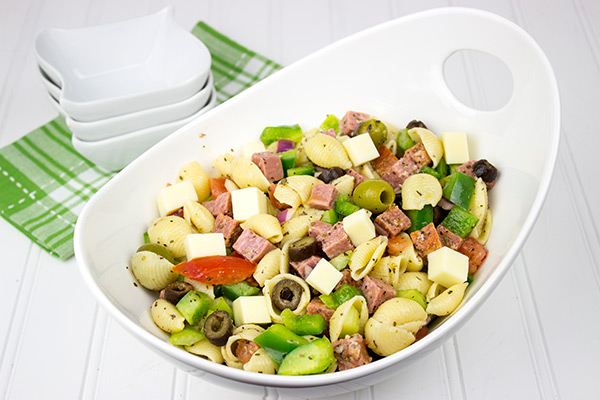 Italian Antipasto Salad: This delicious pasta salad is perfect for summer picnics and barbecues!