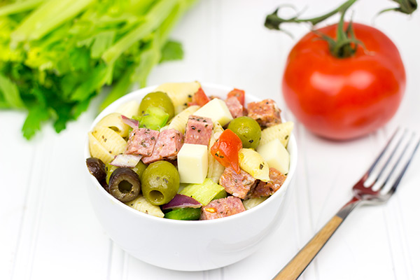 Italian Antipasto Salad: This delicious pasta salad is perfect for summer picnics and barbecues!