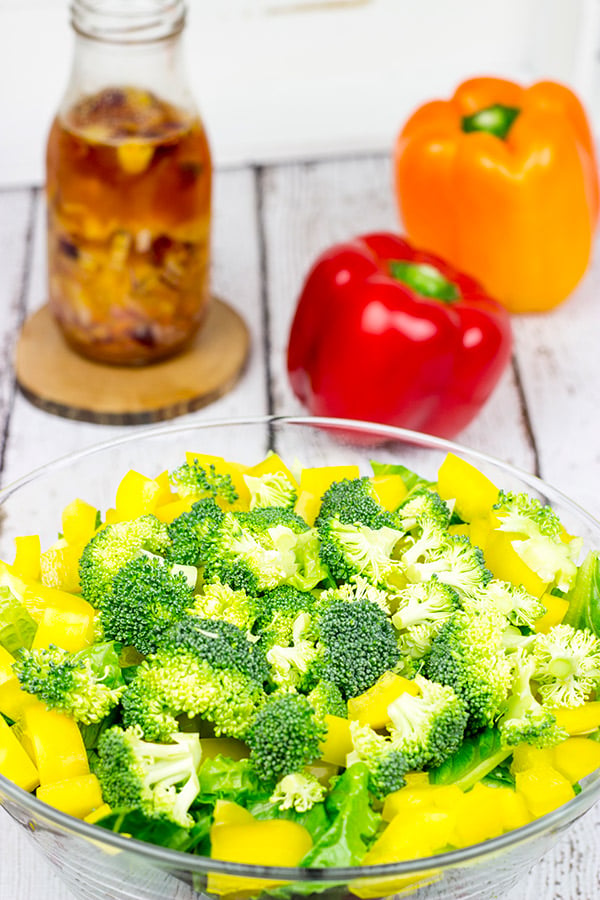 Chopped Vegetable Salad with Tarragon Vinaigrette: An easy, delicious (and healthy!) summer salad!