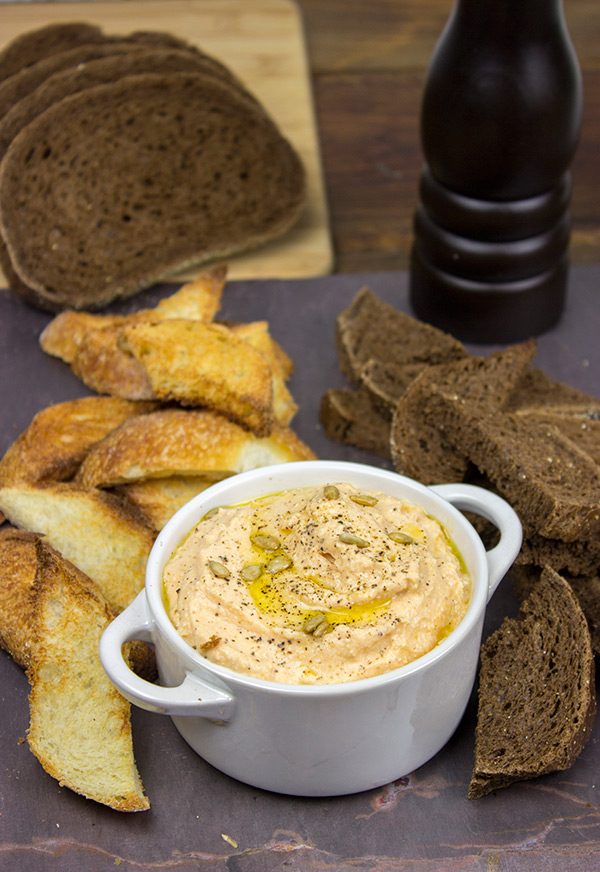This Whipped Pumpkin Ricotta is the perfect savory appetizer for Fall entertaining!