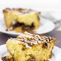 Have guests in town? Make breakfast easy with this Overnight Coffee Cake!