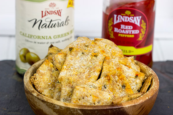 Homemade crackers are an impressive (and easy) recipe for holiday entertaining. These Olive and Roasted Red Pepper Crackers are one of my favorites!