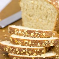 Thanks to the oats and milk, this Honey Oat Wheat Bread is an incredibly soft (and incredibly delicious) loaf of bread!