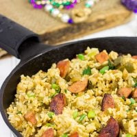 Celebrate Mardi Gras and make your weeknight dinner epic with this Cajun Dirty Rice!