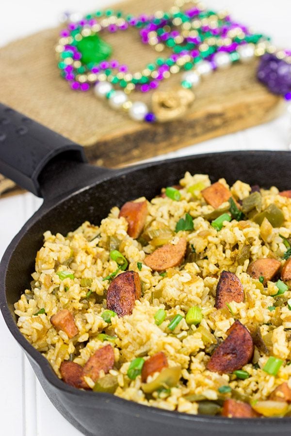 Celebrate Mardi Gras and make your weeknight dinner epic with this Cajun Dirty Rice!
