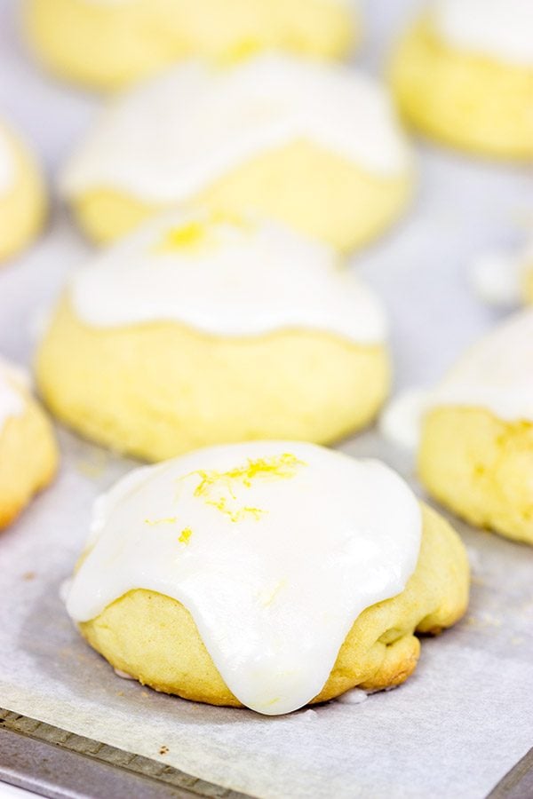 These light and crumbly Italian Lemon Cookies are perfect with a cup of coffee!