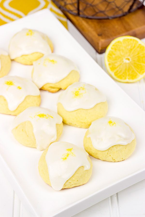 These light and crumbly Italian Lemon Cookies are perfect with a cup of coffee!