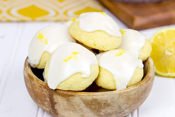 These light and crumbly Italian Lemon Cookies are perfect with a cup of coffee!