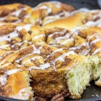 Looking for an amazing weekend breakfast without having to wake up early? Then whip up a batch of these Overnight Cinnamon Rolls!