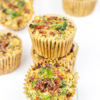 These Broccoli & Sun-Dried Tomato Egg Cups are perfect for a quick breakfast or lunch on the go!