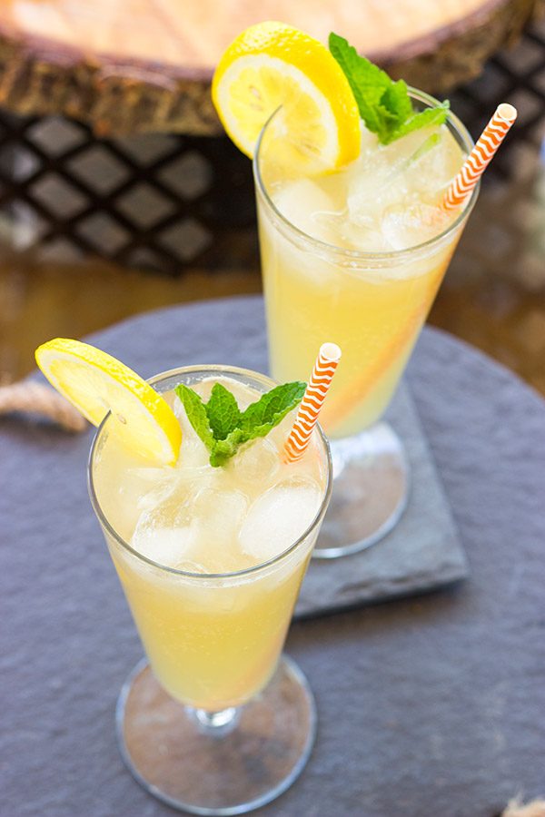 Sweetened with maple syrup, this Sparkling Maple Lemonade is a refreshing drink to serve on a hot summer day! #SausageFamily