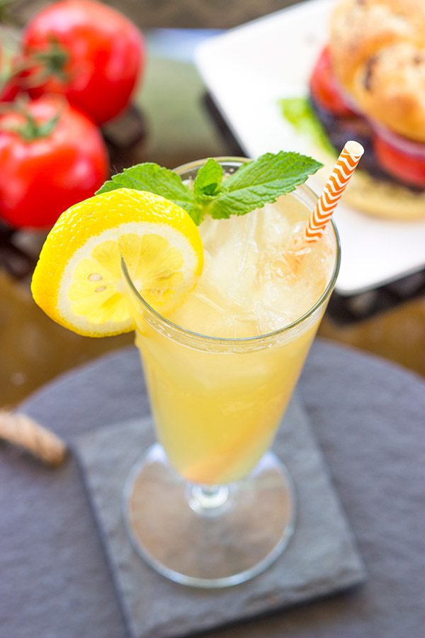 Sweetened with maple syrup, this Sparkling Maple Lemonade is a refreshing drink to serve on a hot summer day! #SausageFamily