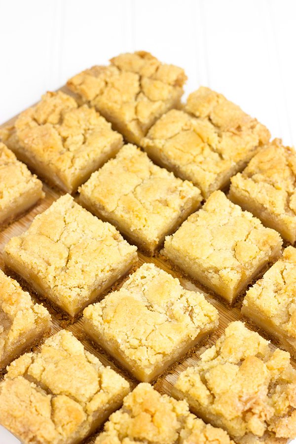 Featuring a layer of gooey caramel filling between a graham cracker crust and a generous crumble topping, these Caramel Crumble Bars make for one tasty dessert!
