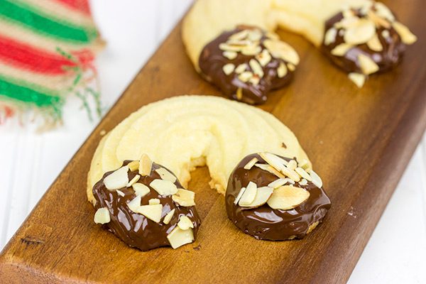 These Chocolate Almond Horseshoe Cookies are a fun and a delicious treat for the holidays!
