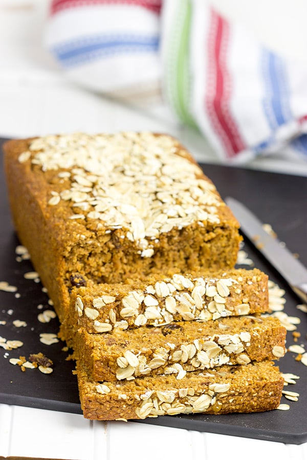 Loaded with flavor and packed with fiber, this Oat Bran Bread makes for an excellent, healthy breakfast!