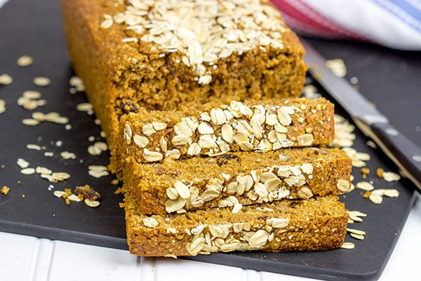 Loaded with flavor and packed with fiber, this Oat Bran Bread makes for an excellent, healthy breakfast!