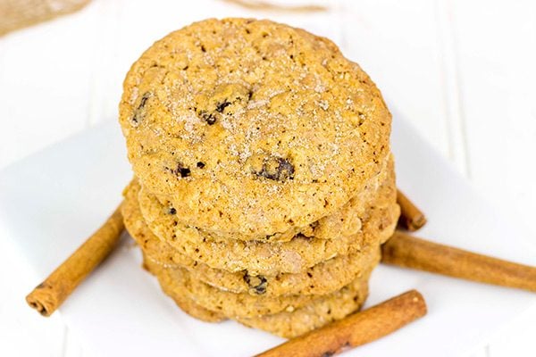 The addition of cinnamon makes these Cinnamon Oatmeal Raisin Cookies a delicious twist on a classic cookie!