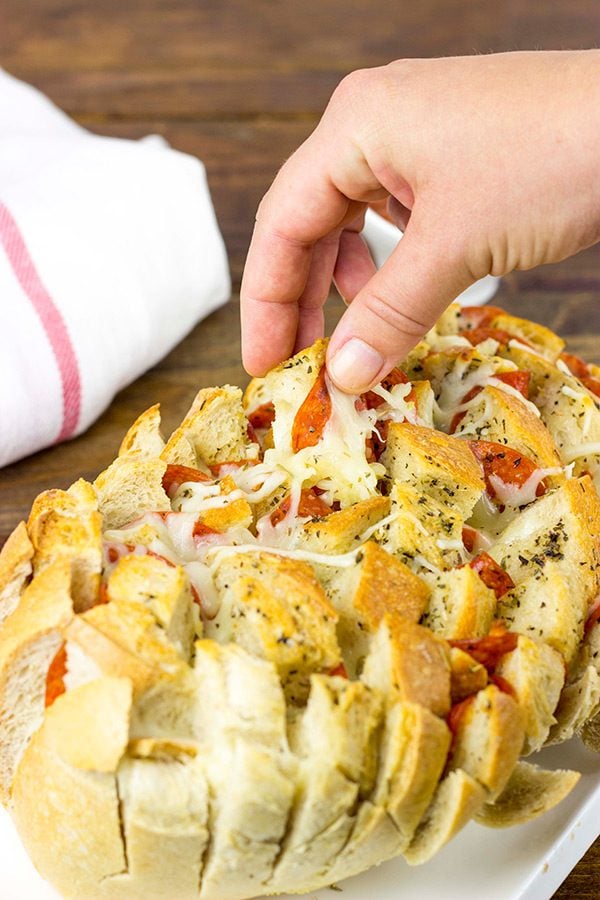 This Pepperoni Pizza Pull Apart Bread is darn good eats... especially when sports are on tv!
