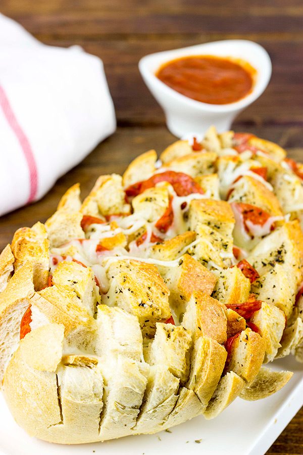 This Pepperoni Pizza Pull Apart Bread is darn good eats... especially when sports are on tv!