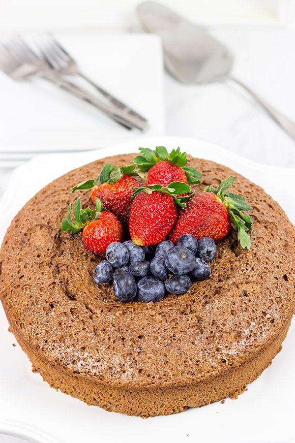 Looking for a decadent chocolate dessert without all of the calories? Try this Chocolate Angel Food Cake!