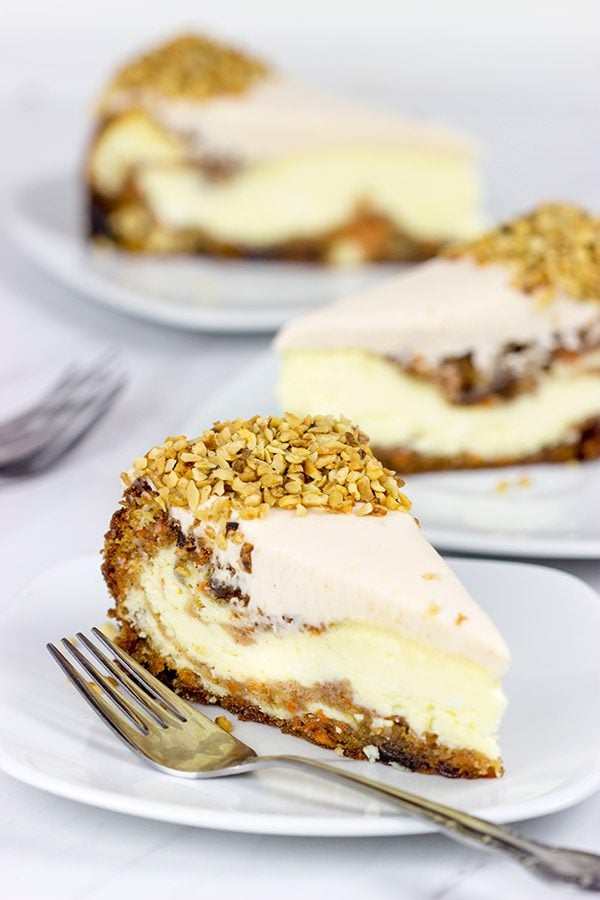 Can't decide between carrot cake and cheesecake? Then this Carrot Cake Cheesecake is the perfect solution!