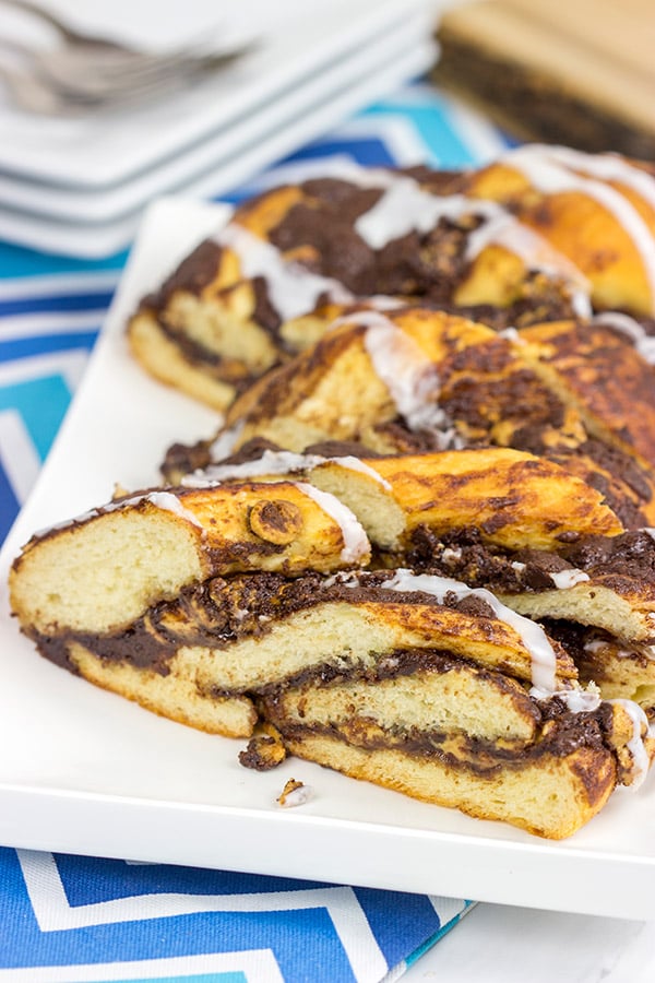 Layers of chocolate, peanut butter and soft dough are twisted together to create this tasty Chocolate Peanut Butter Twist Bread.