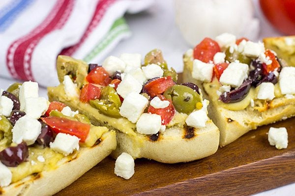 Looking for a tasty grilled appetizer? This Grilled Mediterranean Baguette is easy and delicious!