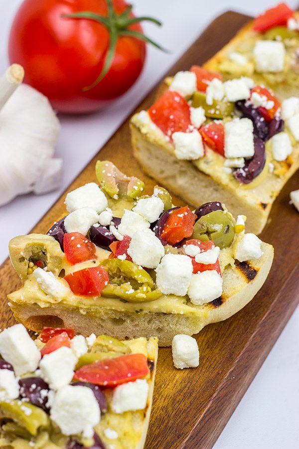 Looking for a tasty grilled appetizer? This Grilled Mediterranean Baguette is easy and delicious!