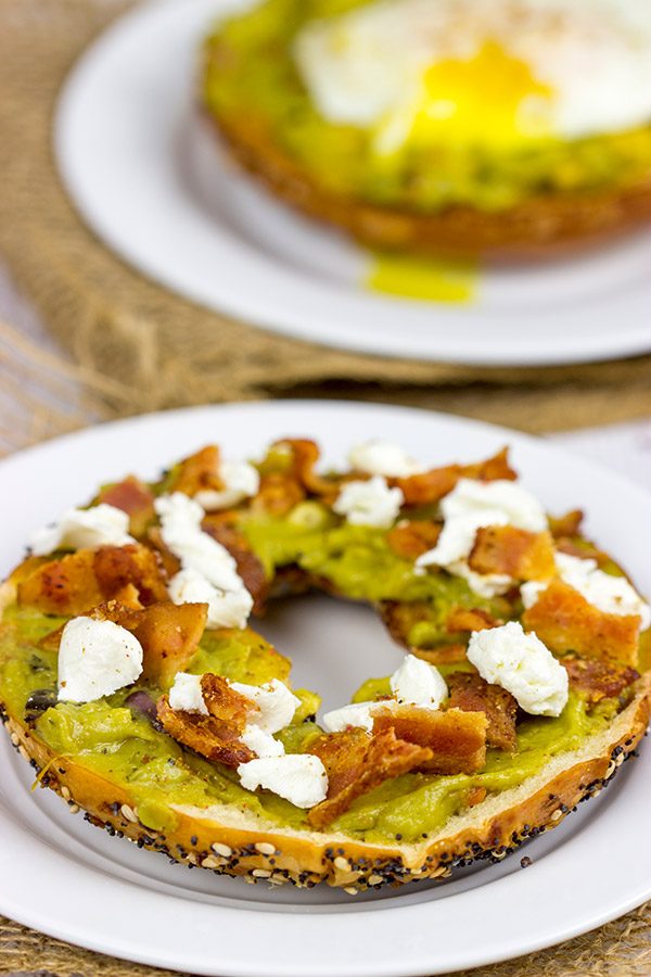 Grab a bagel and mix up lunch with this Guacamole Toast: 3 Ways!