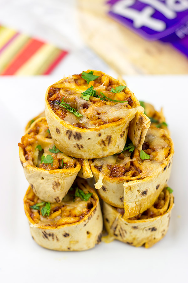 Mix up dinner a bit with these tasty BBQ Chicken Pinwheels!