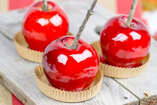Can't make it to the state fair? Then just make your own batch of Candy Apples at home!