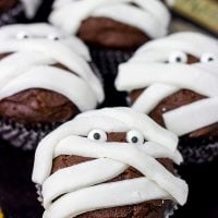 Who's watching you? Is it ghosts and goblins? If you're lucky, it's these Chocolate Mummy Cupcakes!