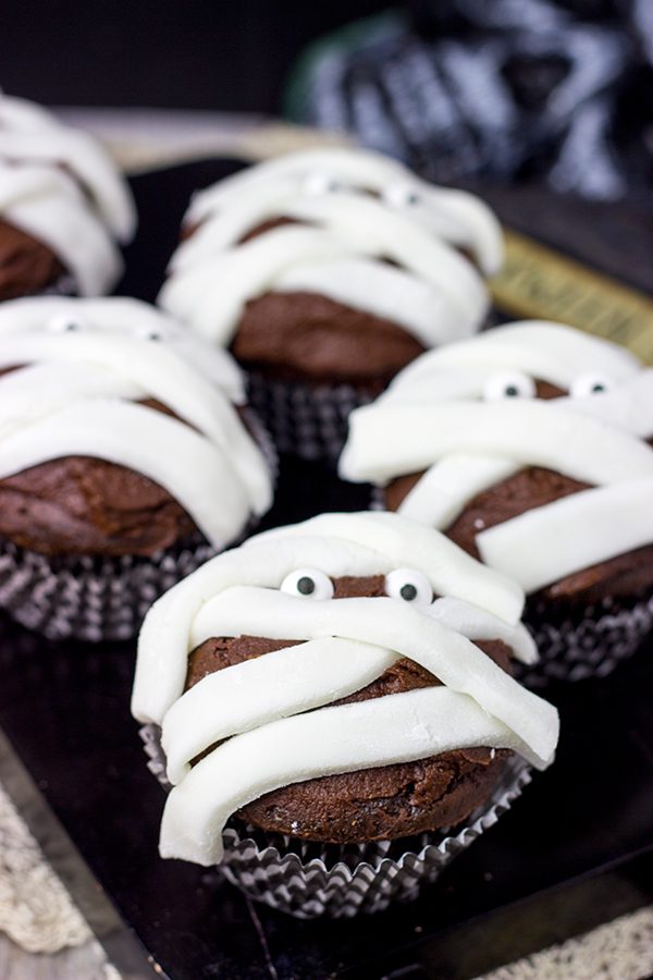 Who's watching you? Is it ghosts and goblins? If you're lucky, it's these Chocolate Mummy Cupcakes!