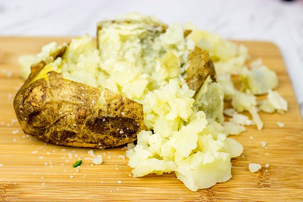 Who says you need tortillas for tacos? These Enchilada Baked Potatoes make for a delicious dinner!