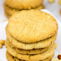 These Classic Peanut Butter Cookies are simple...and delicious! I dare you to eat just one!